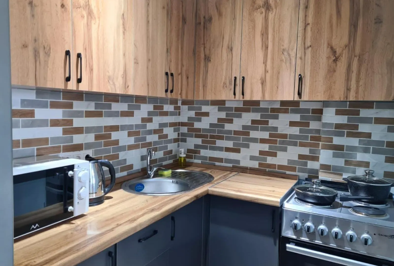 Apartment Двухкомнатные Апартаменты Рядом С Мегой Almaty